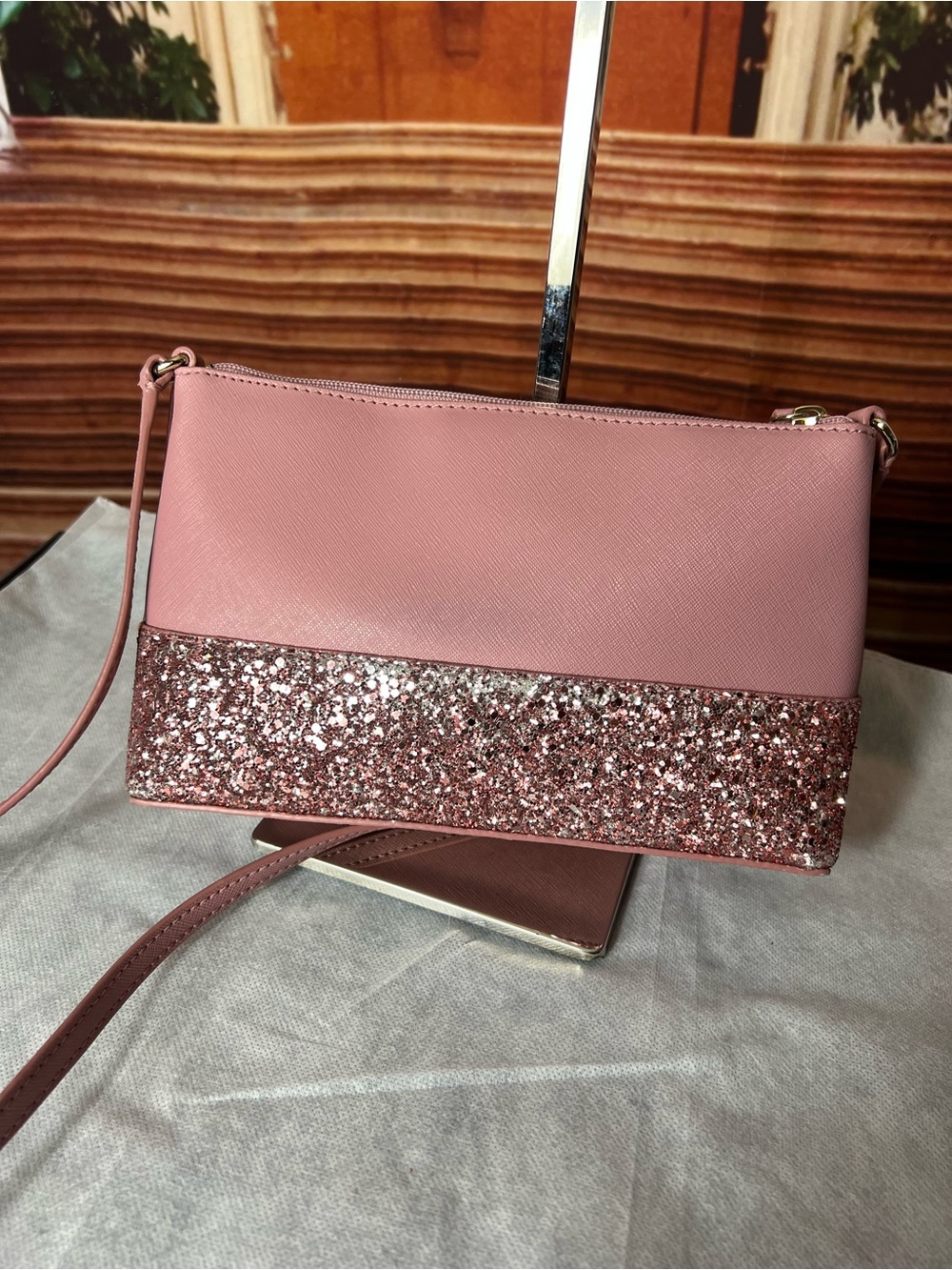 NWOT Kate Spade Leather Greta Court Glitter Ramey Crossbody Bag, Zip Closure 💖 - Picture 17 of 17